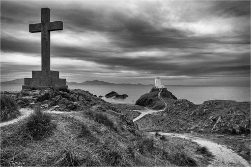 Llanddwyn Lighthouse 3